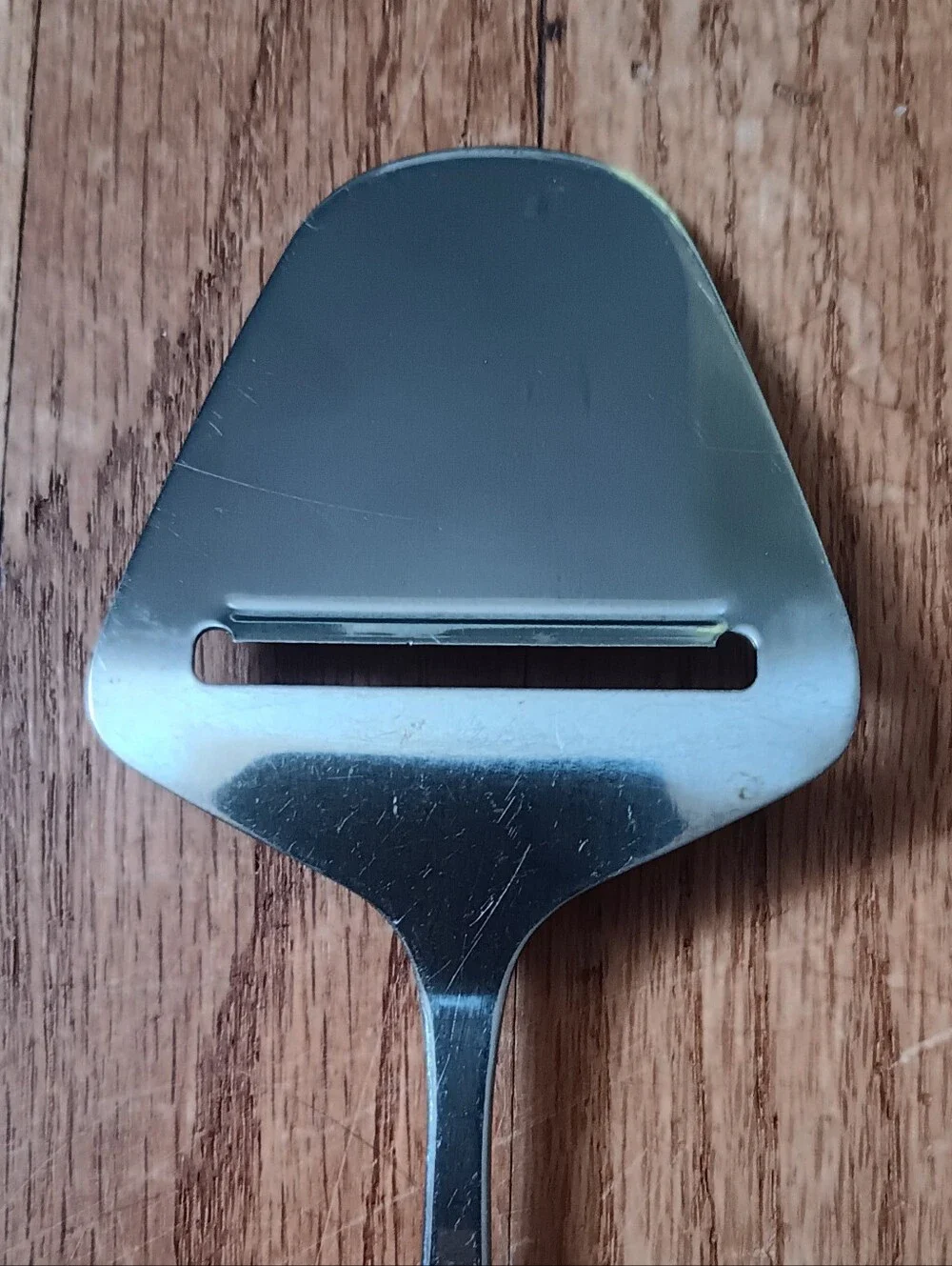 18/0 Stainless Steel Minimalist Cheese Slicer & Server